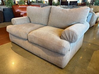 PACIFIC FURNITURE INDUSTRIES Beige Oversized Plush Loveseat