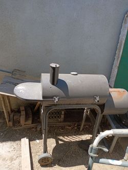 Char-Broil smoker