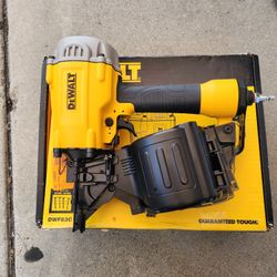DEWALT 15G  COIL FRAMING  NAILER