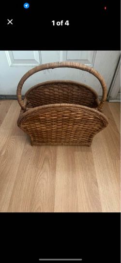 Wicker Rattan Magazine Basket with Handle