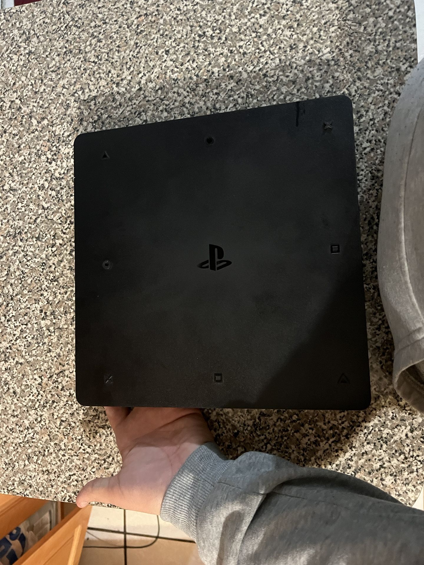 PS4