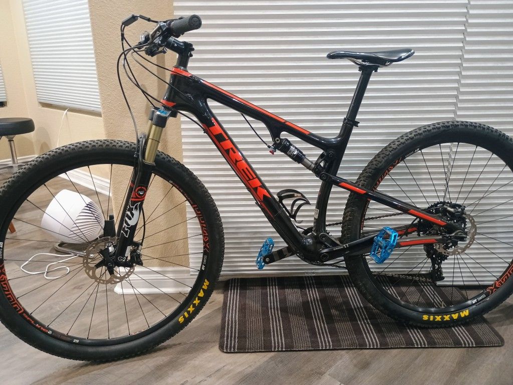Trek Superfly 9.8SL
