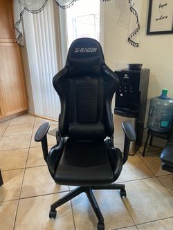 S-Racer gaming chair