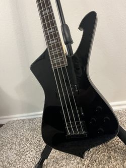 Ibanez icb300ex 2024