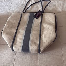 Haute Shore Bag