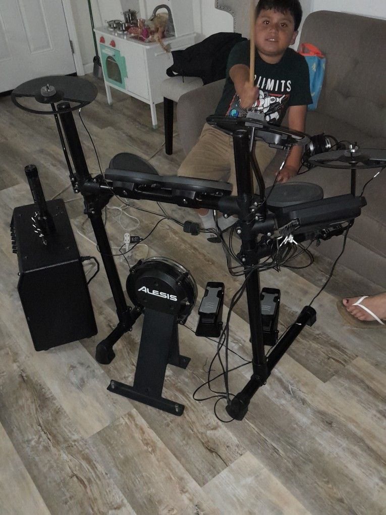 Electric  Drums  Set 