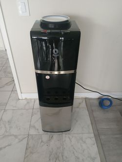 Hardly used Primo water 💧  dispenser