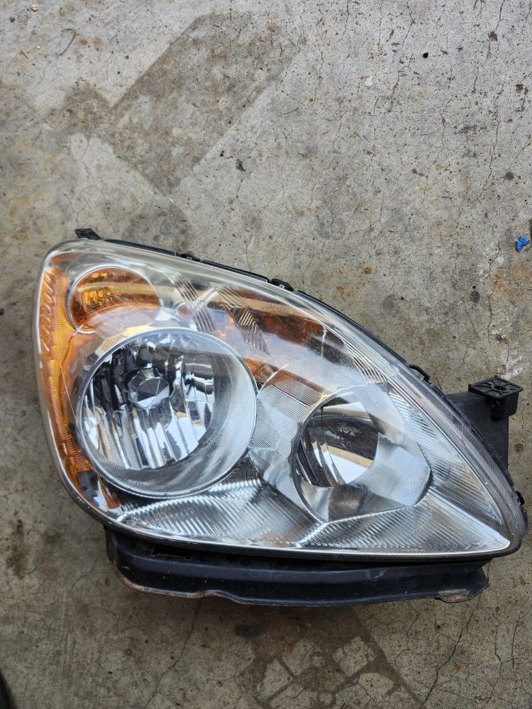 02-06 Honda CR-V (Headlight, Fog Lights, Projectors)