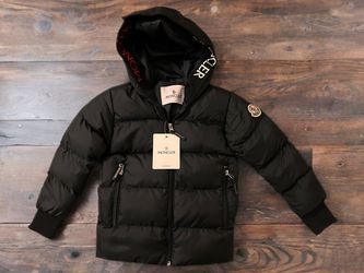 jacket for a child. 2–3–4 years.