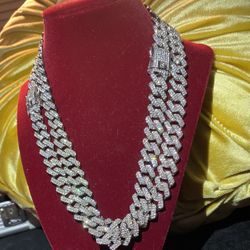 Lab Stones Two 20” Pieces Links