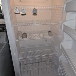 Kenmore Freezer 32 Wide By 70 High 