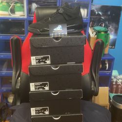 Jordan 4 Black Cat