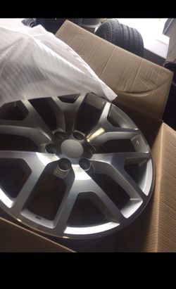 Brand new 22" Chevrolet wheels