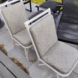 Metal Chair Patio Furniture Padded Deck Yard Outdoor Chairs