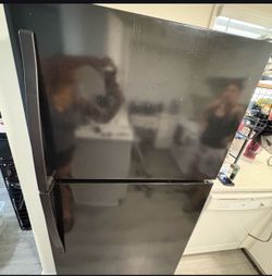 Black whirlpool Refrigerator
