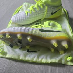 Men Size 9 Magista Obra 2
