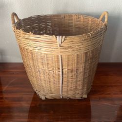 Large Vintage Wicker Basket
