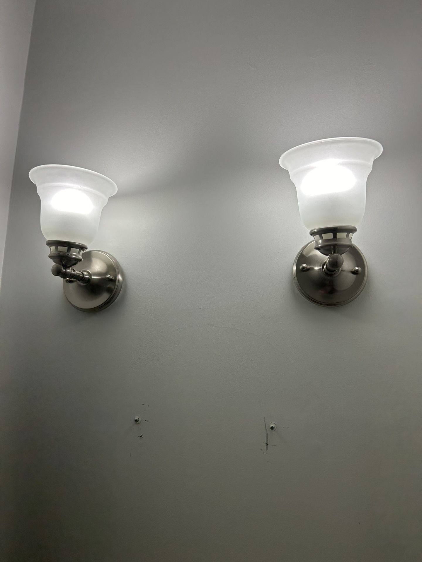 Free Bathroom Light Fixture