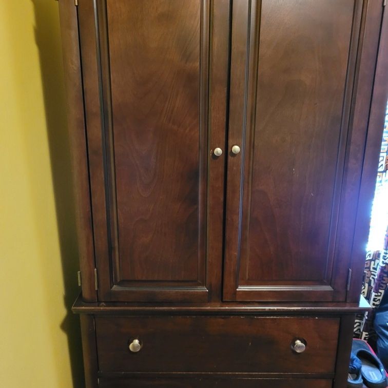 Wooden Chest/ TV Console