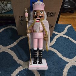 CHRISTMAS NUTCRACKER 