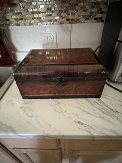 Decorative Storage Chest