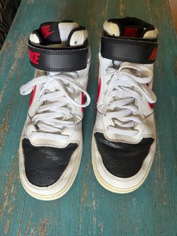 Nike High-Top Sneakers White Black Red