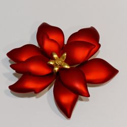 2 1/2"  W 🎄 Red  Poinsettia Matte Enamel Brooch Pin