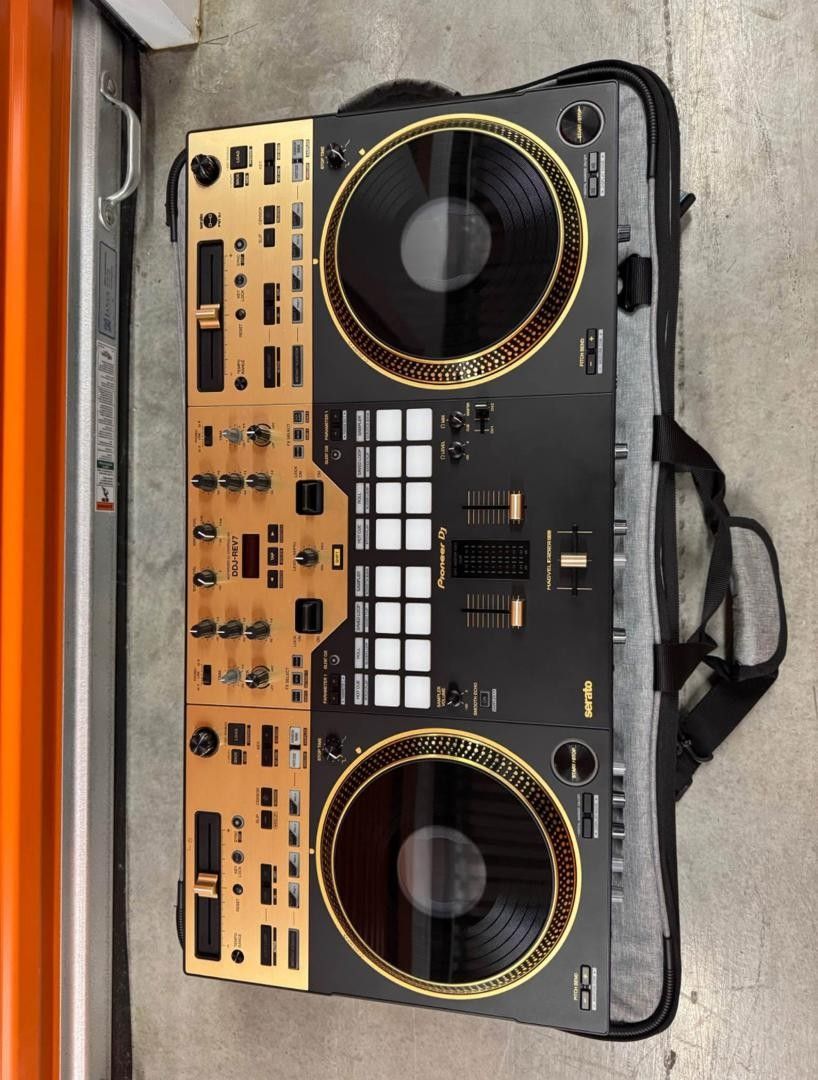 Pioneer REV 7 Gold Edition