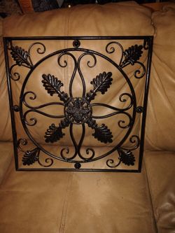 Iron wall decor
