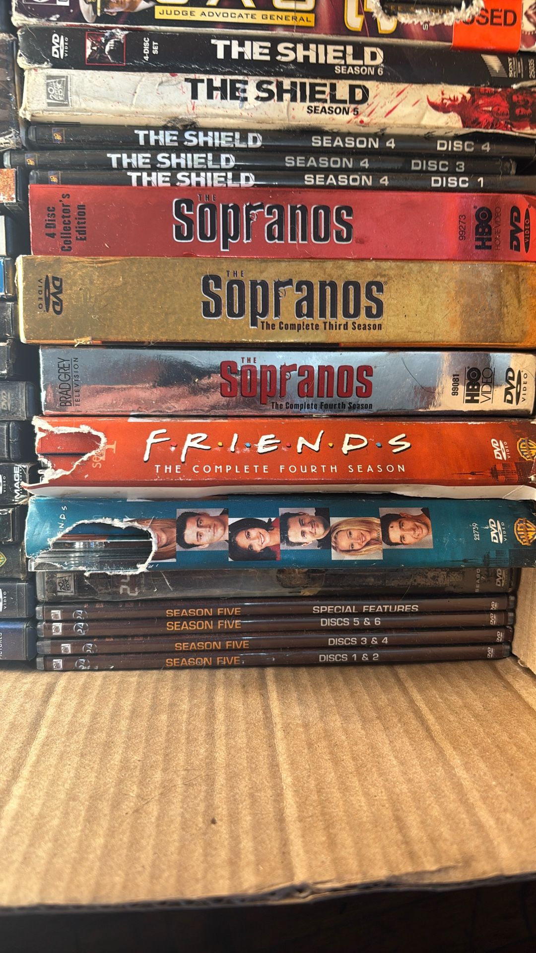 29 DVDs Box Set