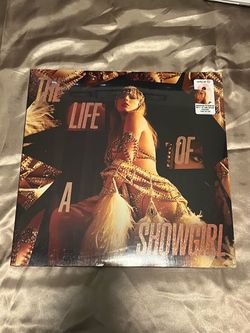 Taylor Swift Life of. A Showgirl Vinyl