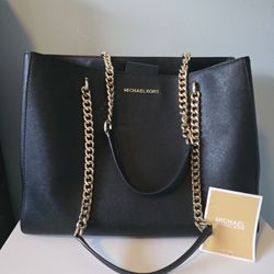 MICHAEL KORS Purse *Must SELL*