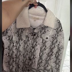 Jacket Size Médium $15