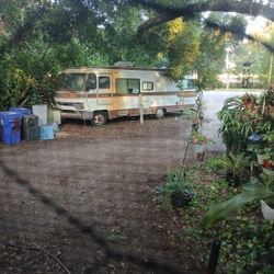 Camper