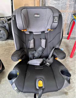 Chicco Carseat Booster