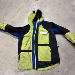 NIKE ACG snow/rain Jacket 