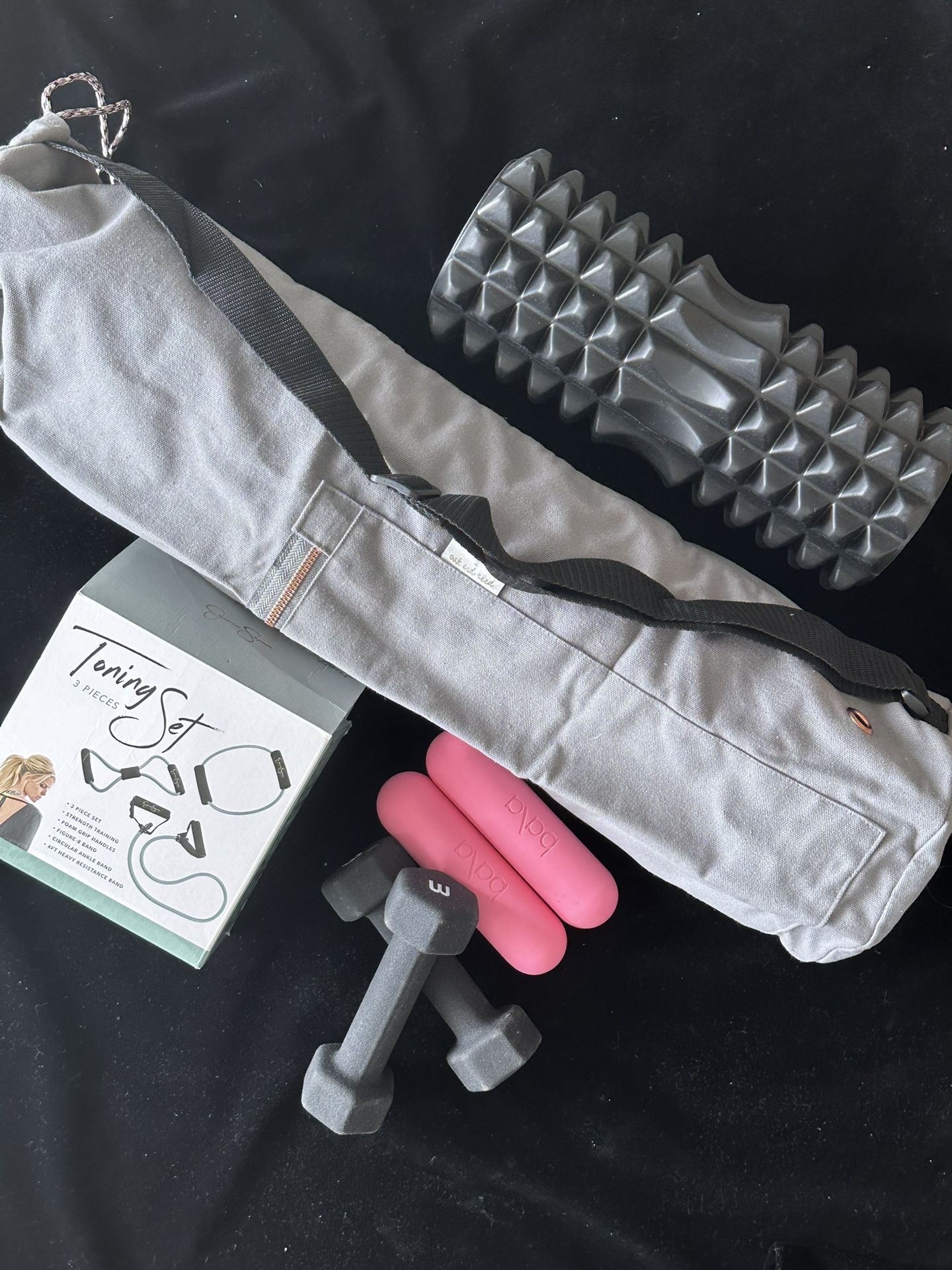 Dumbbell Toning Set Yoga Mat Shoulder Mat Carrying Bag **MIAMI BEACH