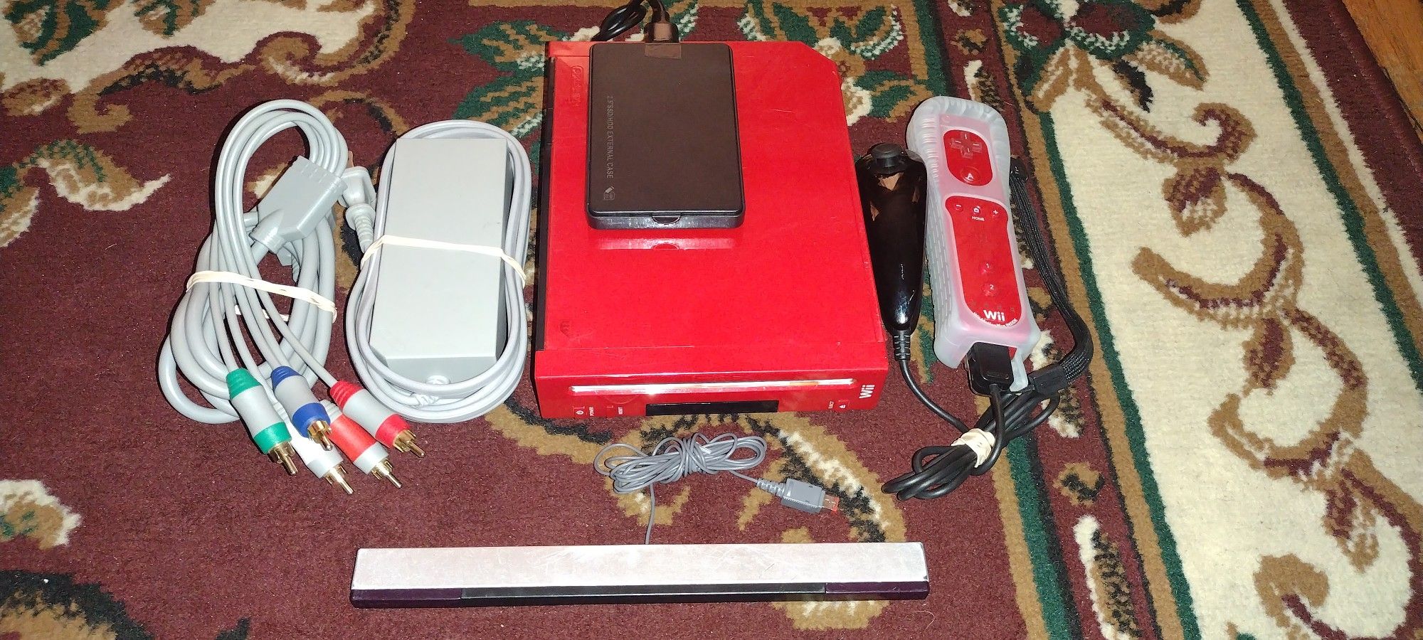 NINTENDO WII 250GB HARD DRIVE SYSTEM CONSOLE WITH 135 GAMES
