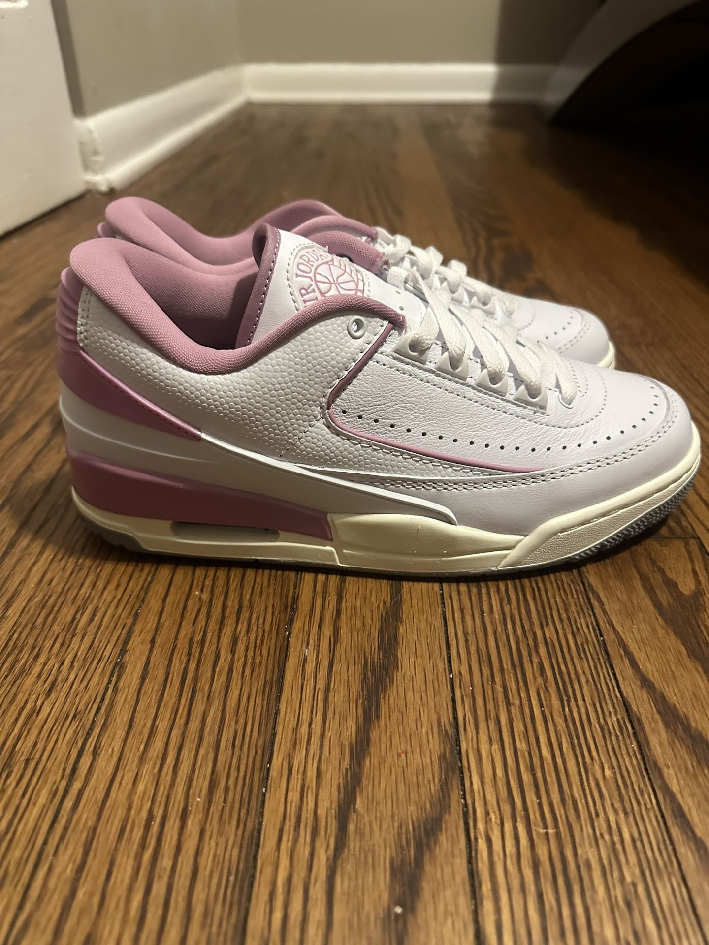 Jordan 2/3 ‘Orchid’ (Wmns Size 9) - Brand New No Box