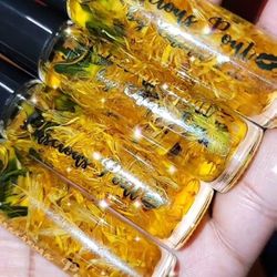 Custom Made Lipgloss/Lip Oil