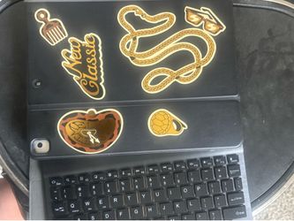 iPad 9 gen with keyboard