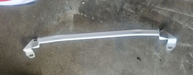 Audi strut bar