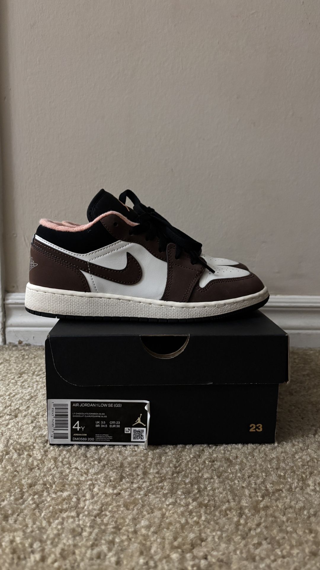 Nike Air Jordan 1 Low “Light Chocolate”