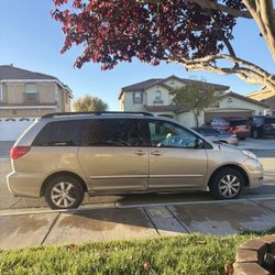 2008 Toyota Sienna