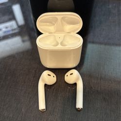 Apple AirPods 2nd Gen