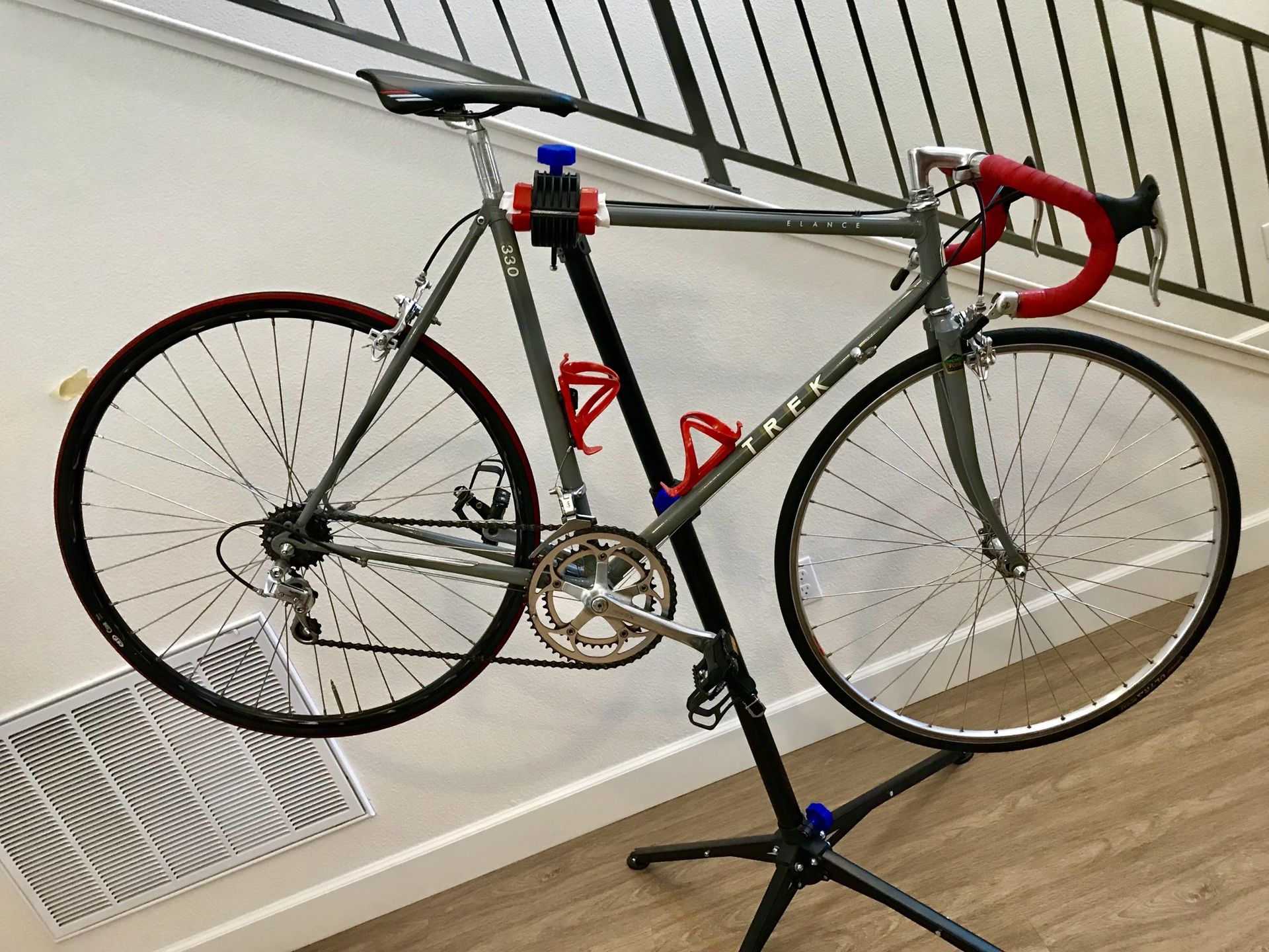 Classic 330 Trek Elance
