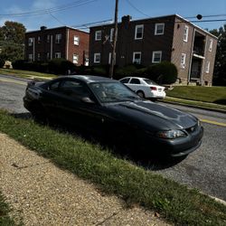 1998 Ford Mustang