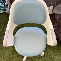 Sidiz Kids chair