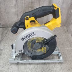 Dewalt Circular Saw