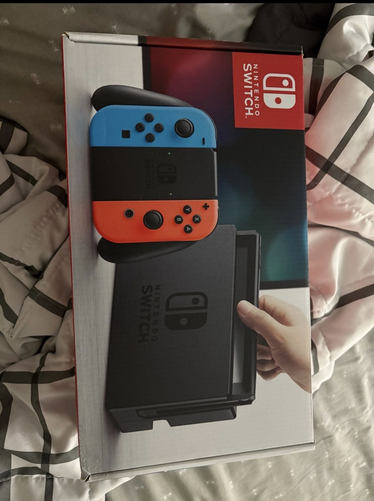 Nintendo Switch 
